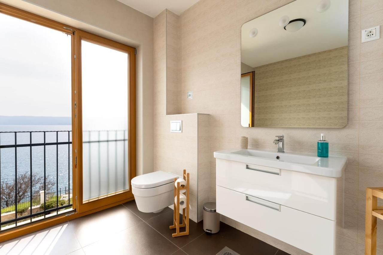 Povile Suites Экстерьер фото