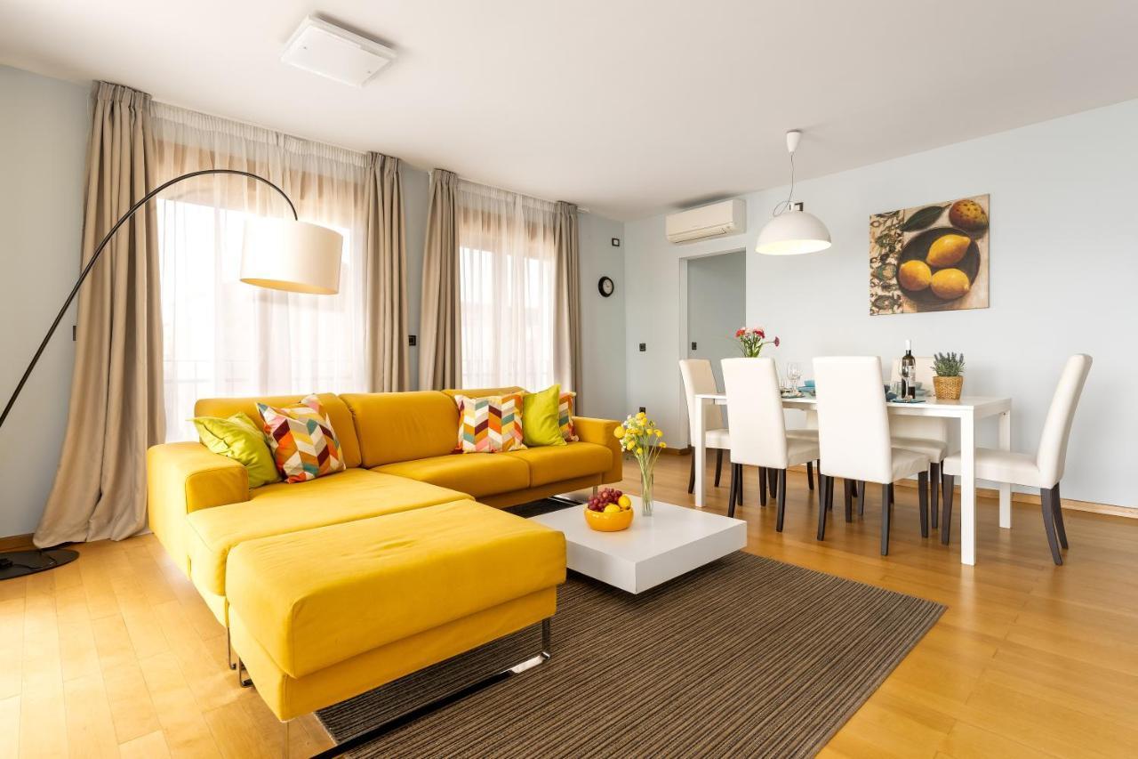 Povile Suites Экстерьер фото