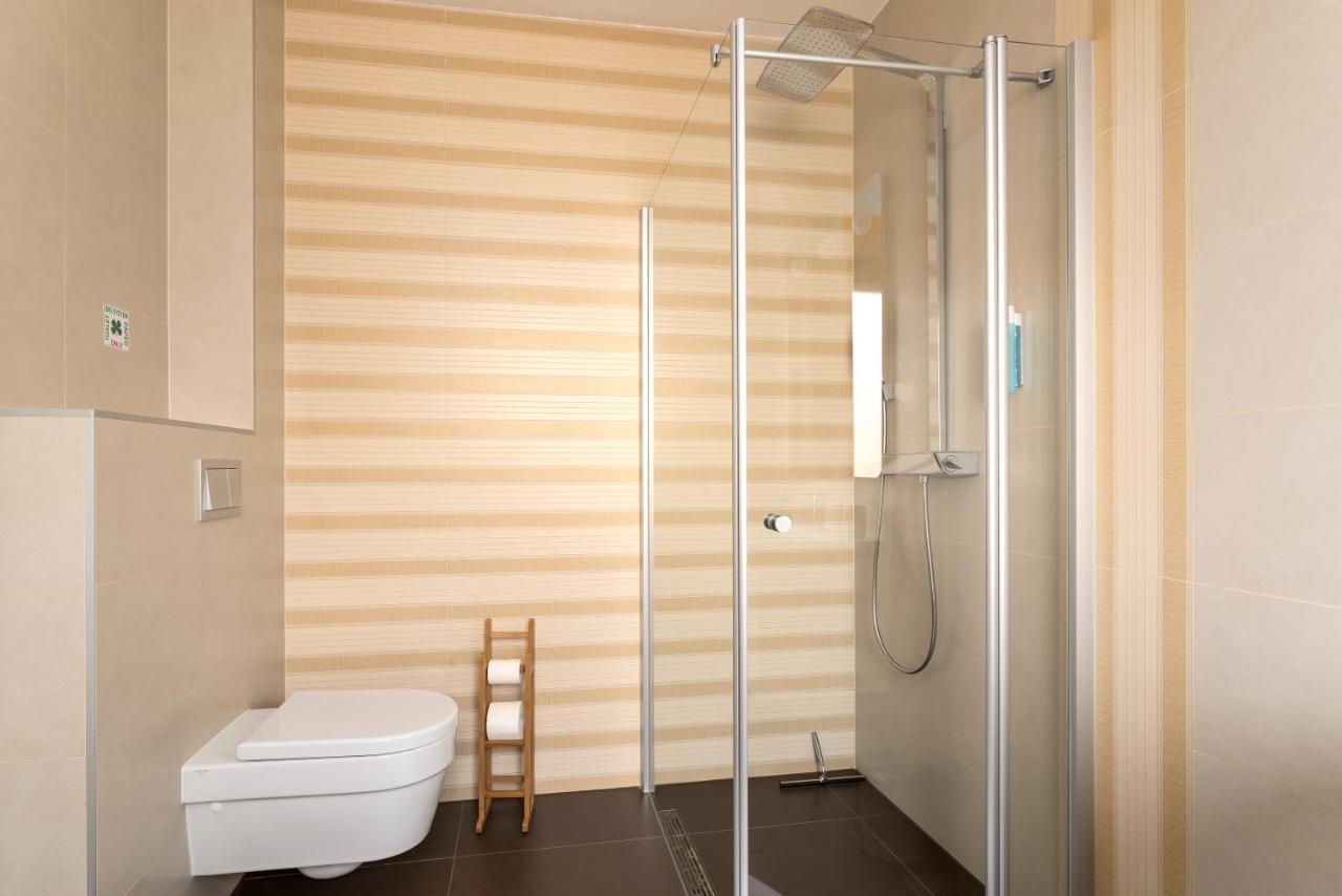 Povile Suites Экстерьер фото